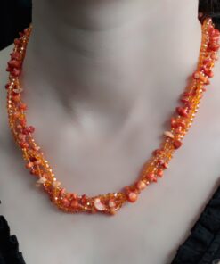 Stone chips and beads necklace