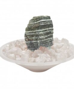 Kristallidega purskkaev