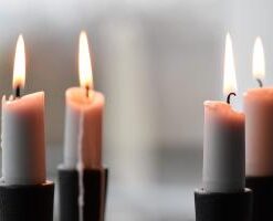 Odorless candles