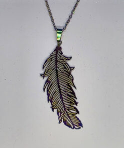 Coloured feather necklace with chain necklace