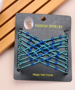 Couple's comb with small beads