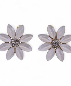 Valged lillega kõrvarõngad Nymph