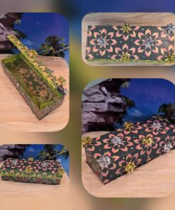 Green pattern and lace gift box