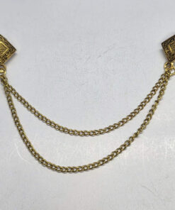 Antiikse mustriga ruudu kujuga kettidega pross