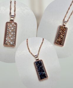 Ristküliku kujuga kristallidega vaskne kaelaripats ketiga