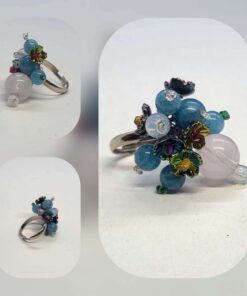 Roosa kvarts/opaliit/akvamariin helmestega sõrmus