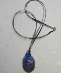 Hall ahhaat sinine traat paelaga kaelaehe