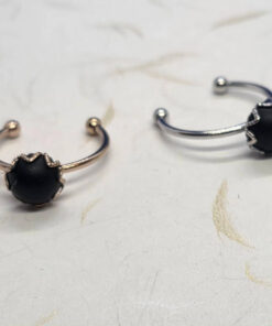 Black stone open ring