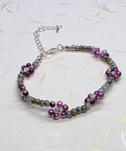 Purple glass beads flowers bracelet