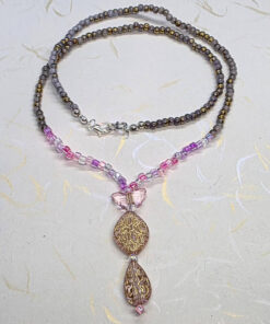 Butterfly pendant beads necklace