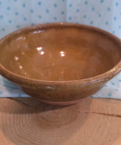 Glazed clay dish